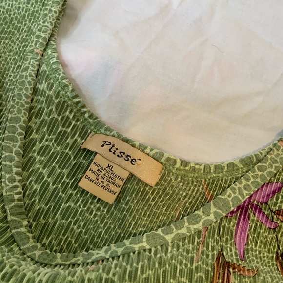 SOLD Reworked vintage green funky print tank top - Picture 5 of 5